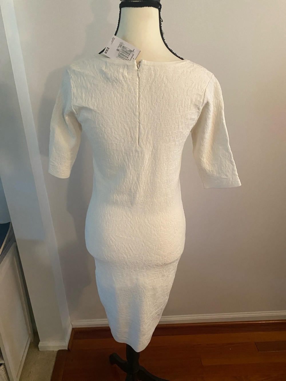 Carmen Marc Volvo XS NWT whittle dress - Picture 3 of 6